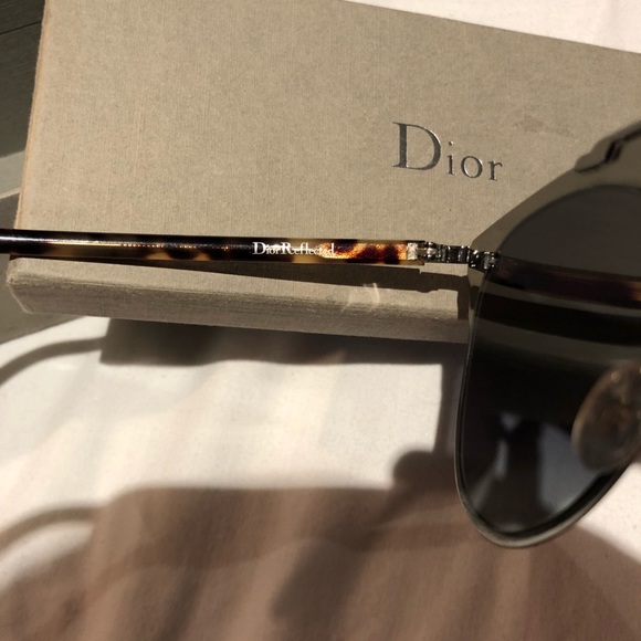 Dior Reflected Sunglasses - Picture 3 of 4